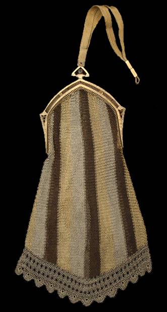 VINTAGE WHITING & DAVIS ART DECO MESH PURSE 1920’S