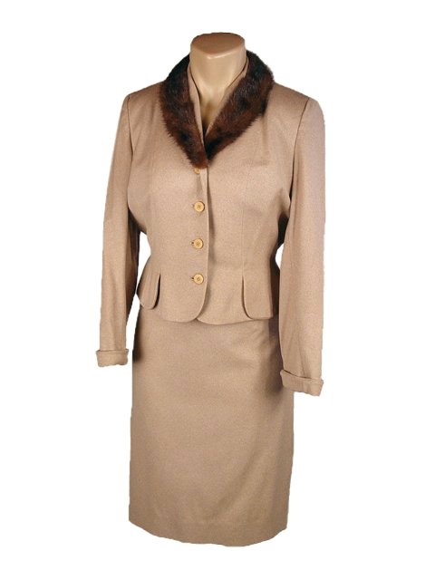 TAUPE FUR TRIMMED VINTAGE SUIT 1970'S